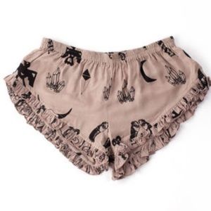 Spell and the Gypsy thunderbird shorts